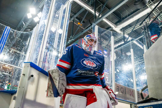 Goaltender Joona Samuli Partanen of Vålerenga