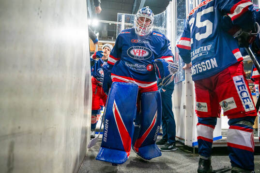 Goaltender Tobias Johansen Breivold of Vålerenga