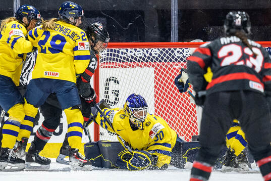 Goaltender Emma Söderberg of Sweden