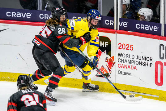 Jaime Bourbonnais of Canada and Hilda Svensson of Sweden