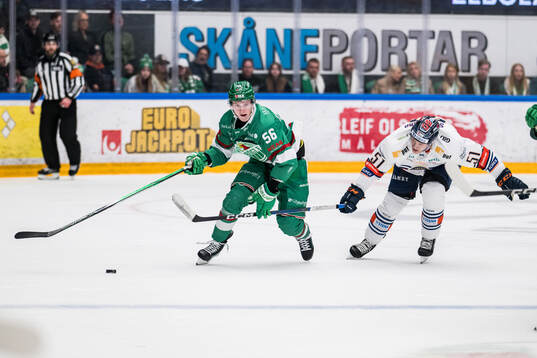 Rögles Adam Engström och Växjös Emil Sylvegård