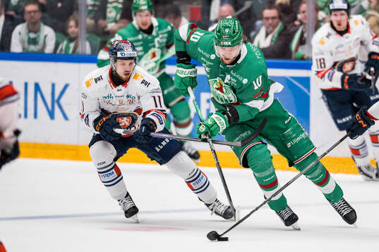 Växjös Kalle Kossila och Rögles Rodrigo Abols