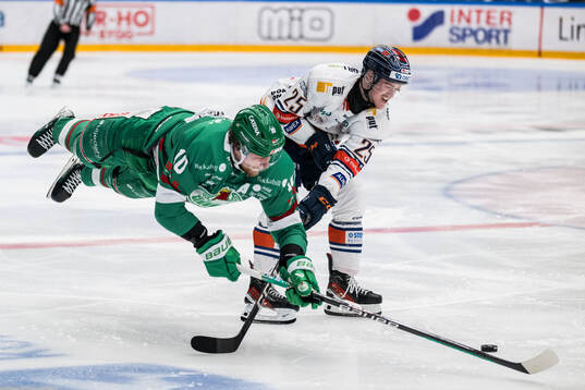 Rögles Rodrigo Abols och Växjös Filip Eriksson