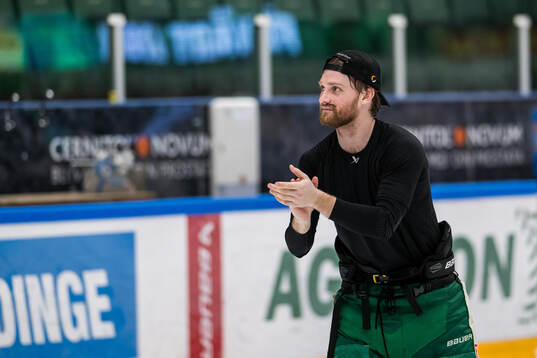 Rögles Simon Ryfors jublar