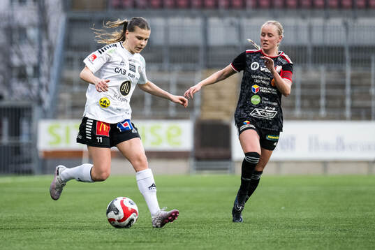 Örebros Cornelia Karlsson och Lidköpings Jenny Stadin