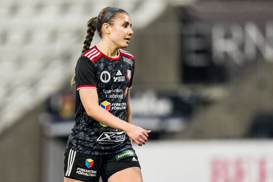 Lidköpings Julia Elvbo deppar