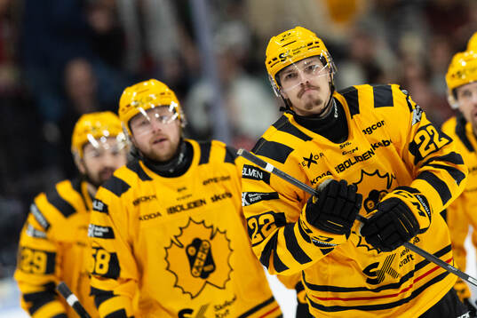 Skellefteås Jonathan Johnson jublar