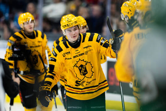 Skellefteås Axel Sandin Pellikka jublar