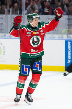 Frölundas Albin Sundin jublar