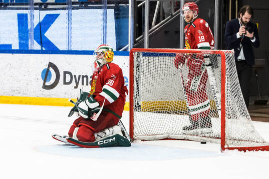 Moras målvakt Waltteri Ignatjew deppar
