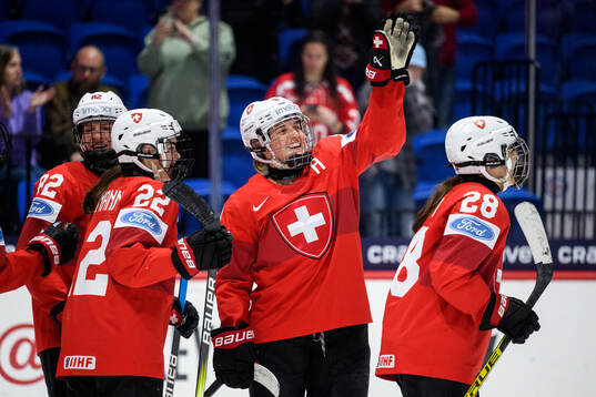 Kaleigh Qyennec of Switzerland