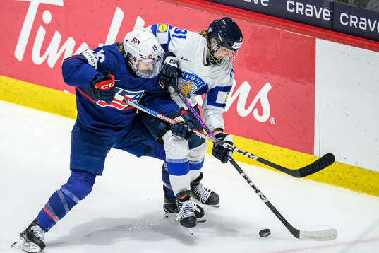 Hayley Scamurra of USA and Julia Liikala of Finland