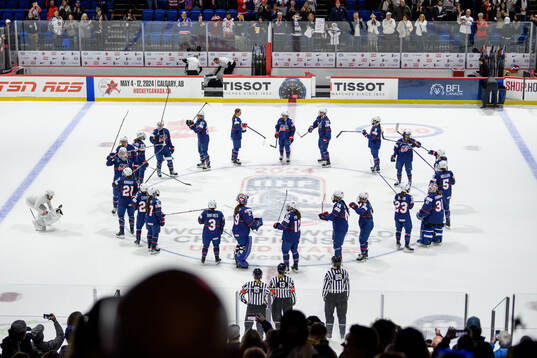 Players of USA celebrate