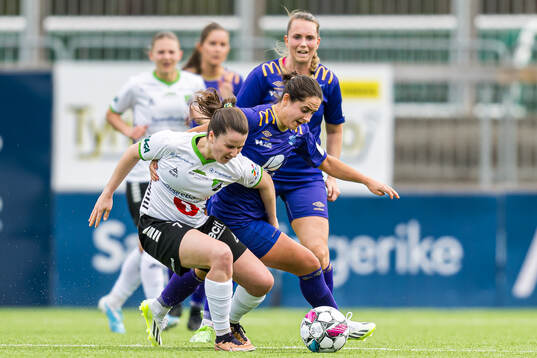 Emilia Ruud of Hønefoss and Julie Belden Rasmussen of