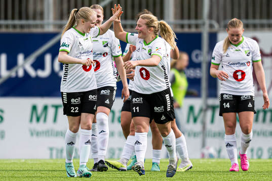 Synne Kristine Hamborg of Hønefoss celebrates