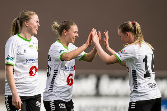 Inger Vadder Sandland of Hønefoss celebrates