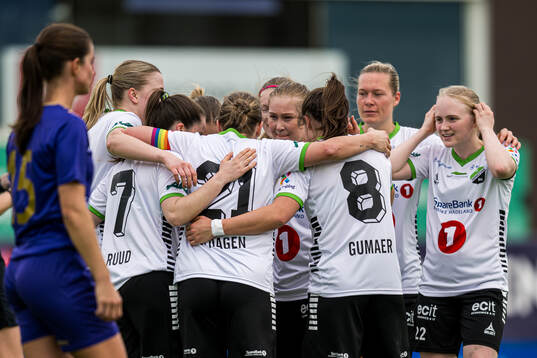 Silje Bekkåsen Nyhagen of Hønefoss celebrates