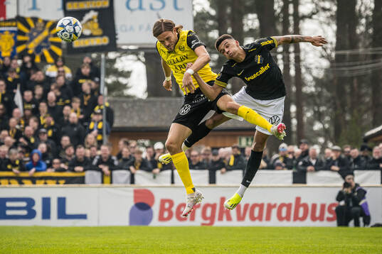 Mjällbys Tom Pettersson och AIKs Rui Modesto