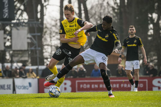 Mjällbys Alexander Johansson och AIKs Abdihakim Ali