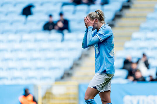 Malmö FFs Beatrice Persson deppar