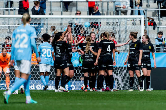 Umeås Inez Amcoff jublar