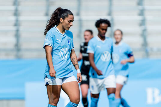Malmö FFs Ana Mafalda Ferreira Barboz deppar