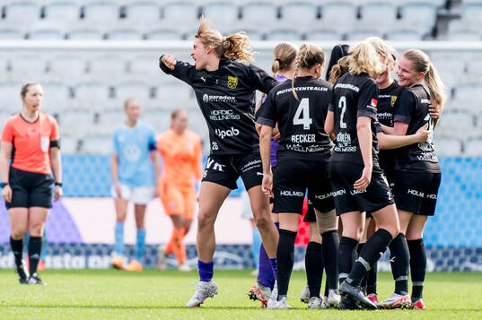 Umeås spelare jublar
