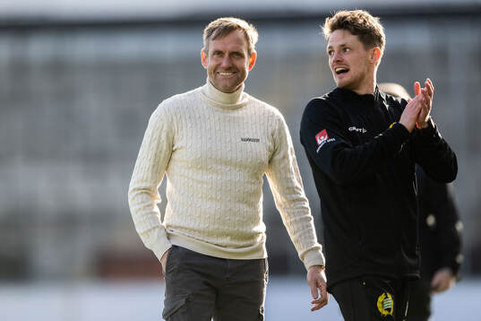 Hammarbys tränare Martin Sjögren och assisterande
