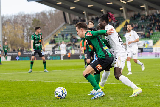 Varbergs Anton Kurochkin och Östersunds Yannick Armel