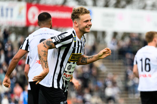 Landskronas Frederik Ihler jublar