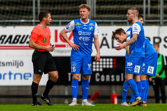 IK Oddevolds Gabriel Sandberg deppar