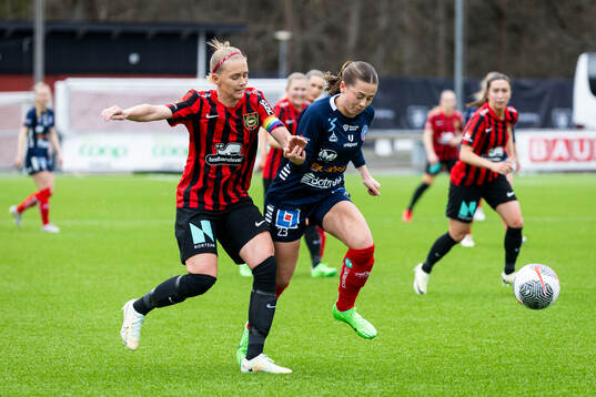 Brommapojkarnas Elsa Karlsson och Linköpings Cornelia