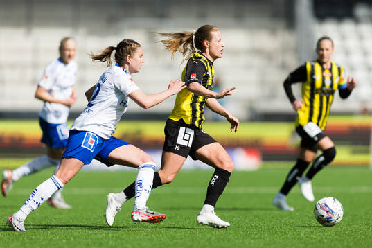 IFK Norrköpings Fanny Andersson och Häckens Anna Anvegård