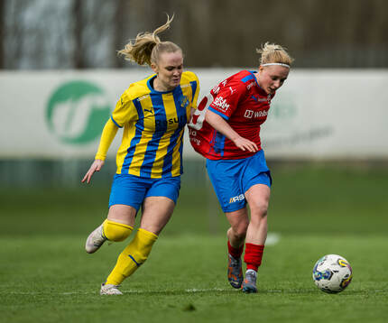 Eskilsminnes Elma Schlaucher Esser och Helsingborg s Melina