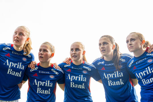 Tuva Lotte Leschbrandt Espås, Sædis Run Heidarsdottir,