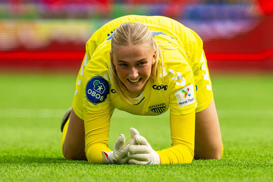 Goalkeeper Selma Panengstuen of Kolbotn