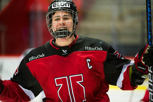 Örebros Filip Thorling jublar