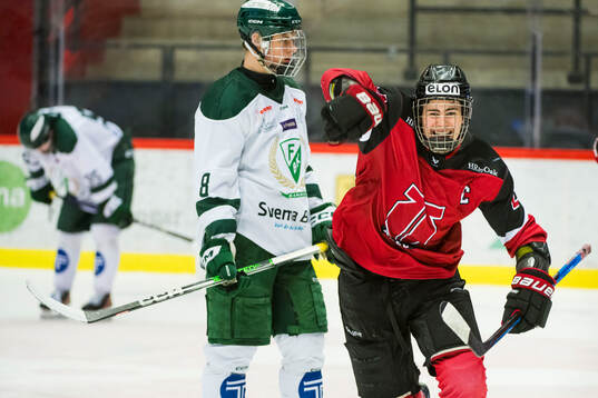 Örebros Filip Thorling jublar