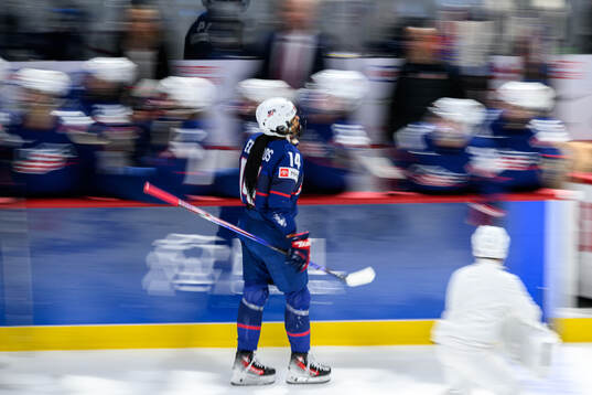 Laila Edwards of USA celebrates scoring 1-1