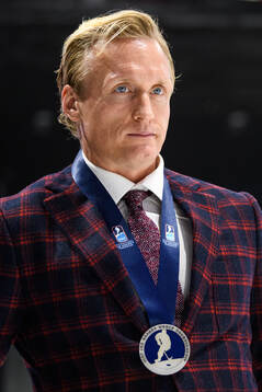 Head coach John Wroblewski of USA