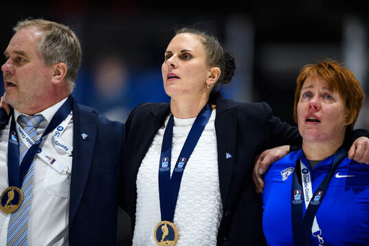 Assistant coach Saara Niemi of Finland