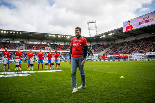 Bläddra bland fler bilder av Fotboll, Superettan, Helsingborg - Utsikten