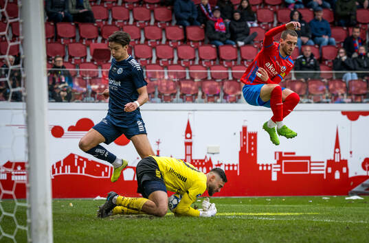 Utsiktens målvakt Elias Hadaya och Kevin Rodeblad Lowe och