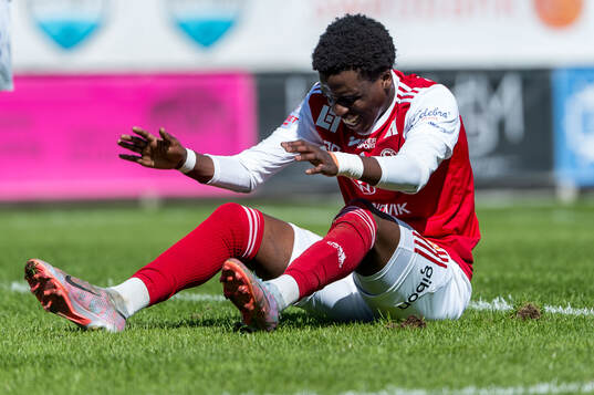 Sandvikens IFs Calvin Kabuye deppar