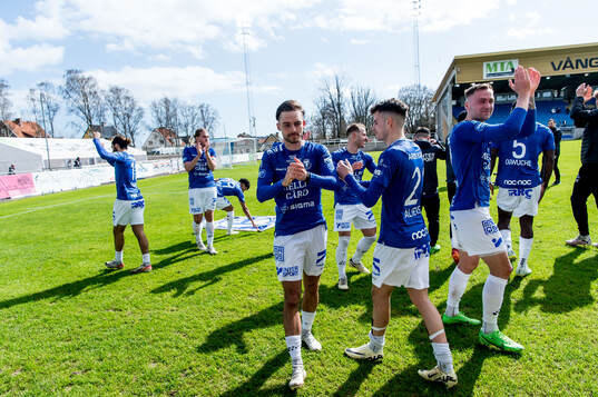 Trelleborgs spelare jublar