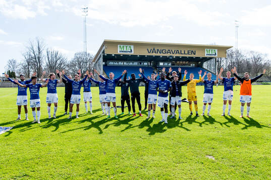 Trelleborgs spelare jublar