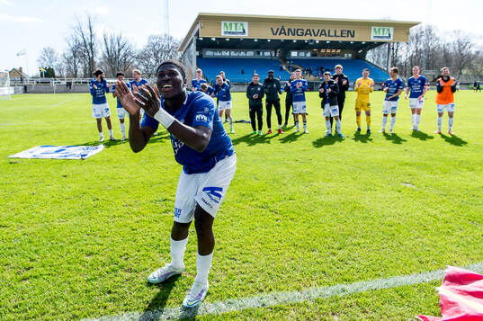 Trelleborgs Abel Ogwuche jublar