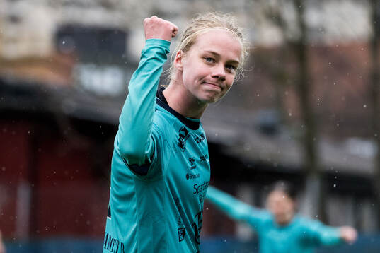 Bläddra bland fler bilder av Fotboll, Damallsvenskan, AIK - Kristianstad