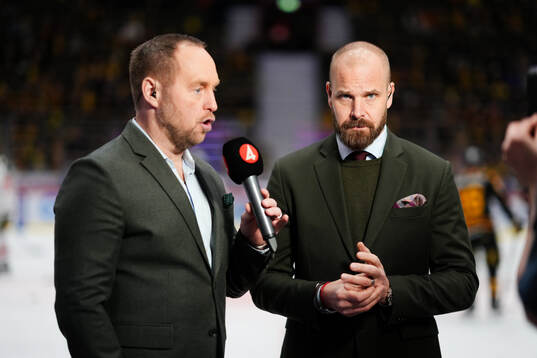 Tv4’s Johan Edlund och Sanny Lindström