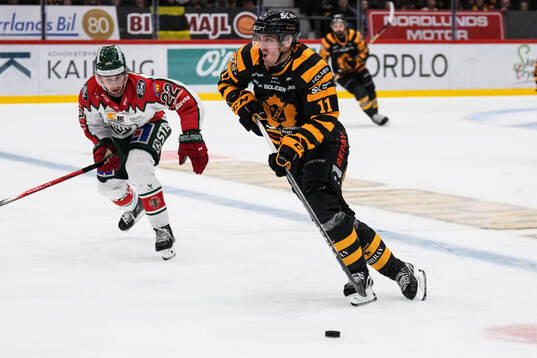 Frölundas Linus Nässen och Skellefteås Max Lindholm